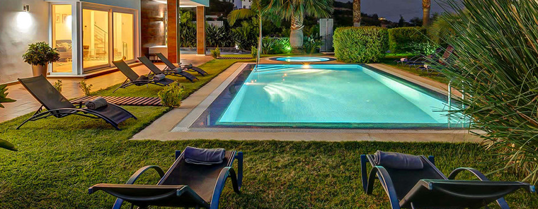 Alquiler vacaiconal en Archez con piscina - ID de la casa EAG319