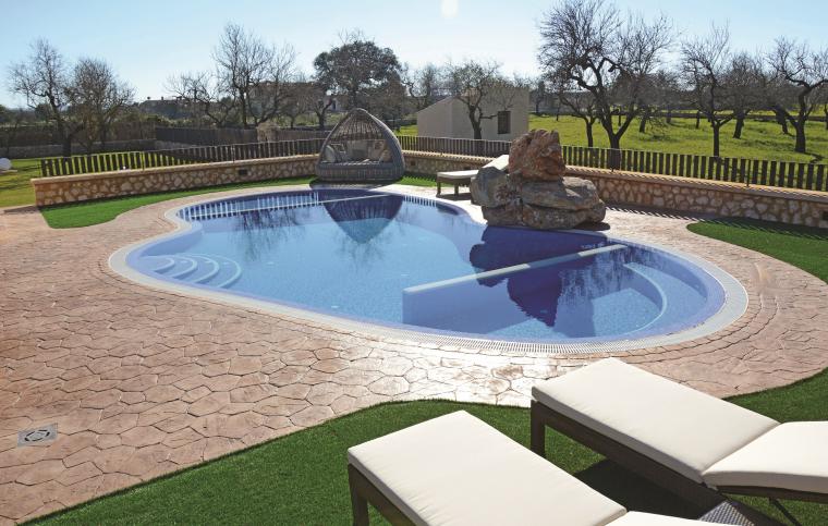 Casa de vacaciones con mobiliario de jardín de calidad